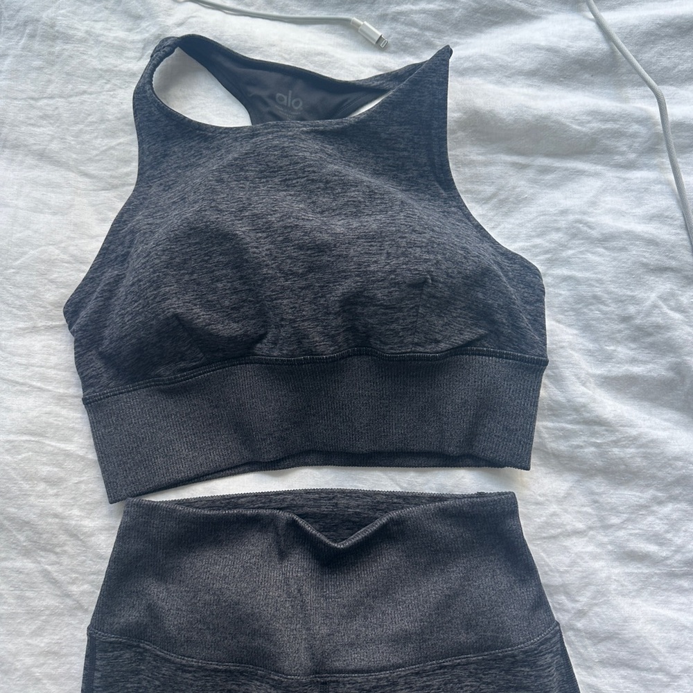 Alo Yoga ALOSOFT Set: Serenity Bra and Legging in Dark Heathered Grey Size S